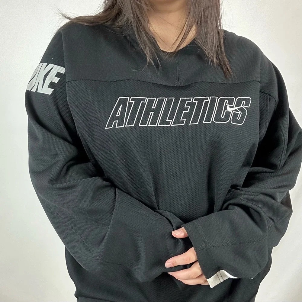 Nike Athletics Vintage Long Sleeve - Picture 2 of 6